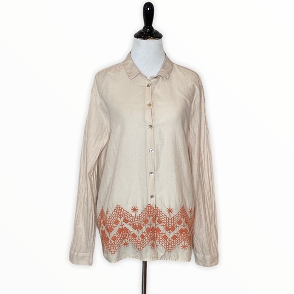 Holding Horses embroidery button down shirt -Size 6 - Picture 1 of 8